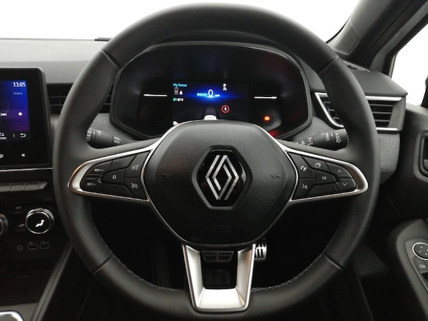 Used Renault Clio 2024 for sale - 76250877: Photo 11