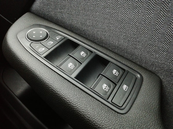 Used Renault Clio 2024 for sale - 76250877: Photo 15