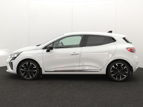 Used Renault Clio 2024 for sale - 76250877: Photo 4