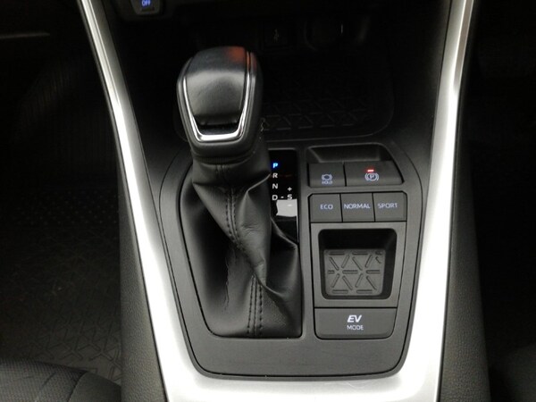 Used Toyota RAV4 2022 for sale - 76238272: Photo 12