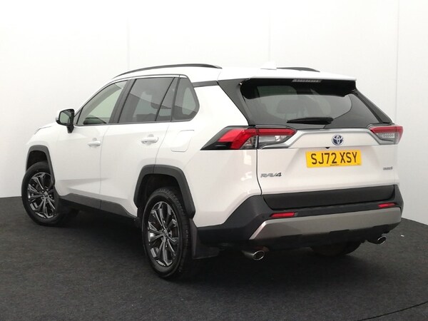 Used Toyota RAV4 2022 for sale - 76238272: Photo 3