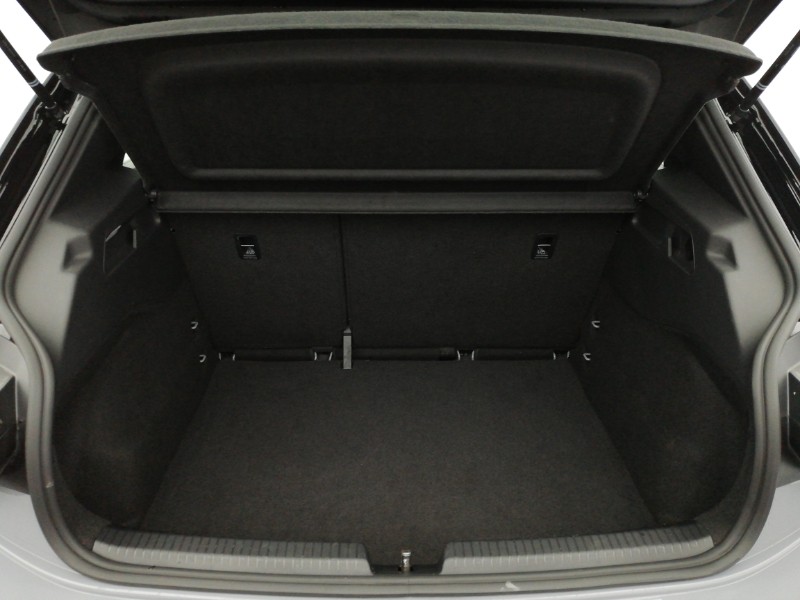 Used Volkswagen ID.3 2022 for sale - 76970395: Photo 8