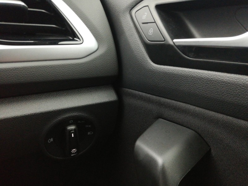 Used Volkswagen T-Roc 2023 for sale - 76779848: Photo 17