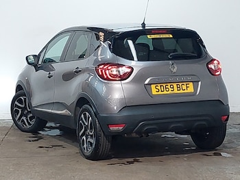 Used Renault Captur 2019 for sale - 75964076: Photo