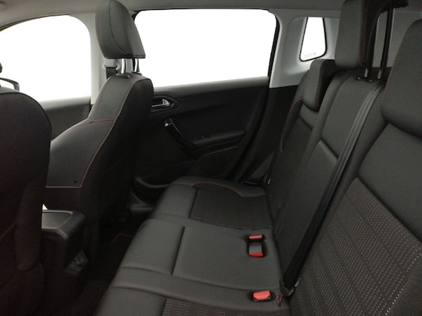 Used Peugeot 2008 2019 for sale - 76282088: Photo 6