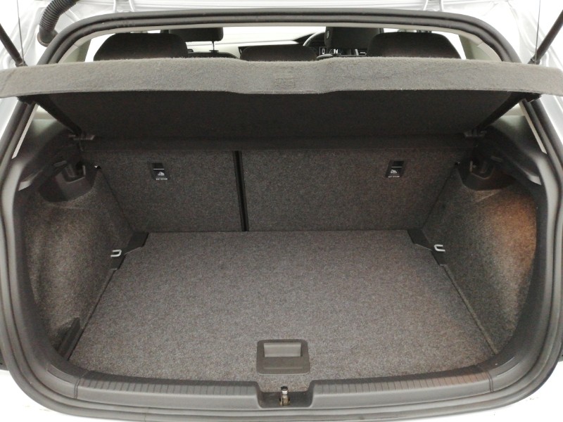 Used Volkswagen Polo 2018 for sale - 77517882: Photo 8