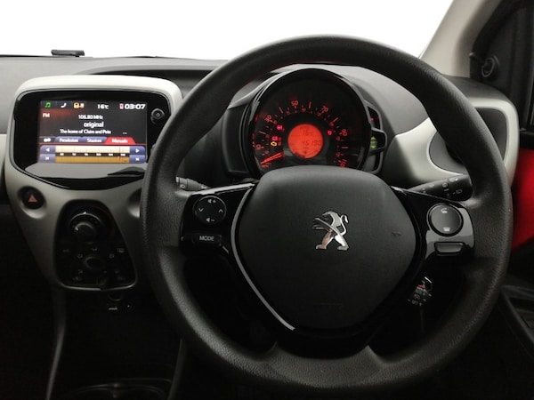 Used Peugeot 108 2017 for sale - 76282087: Photo 7