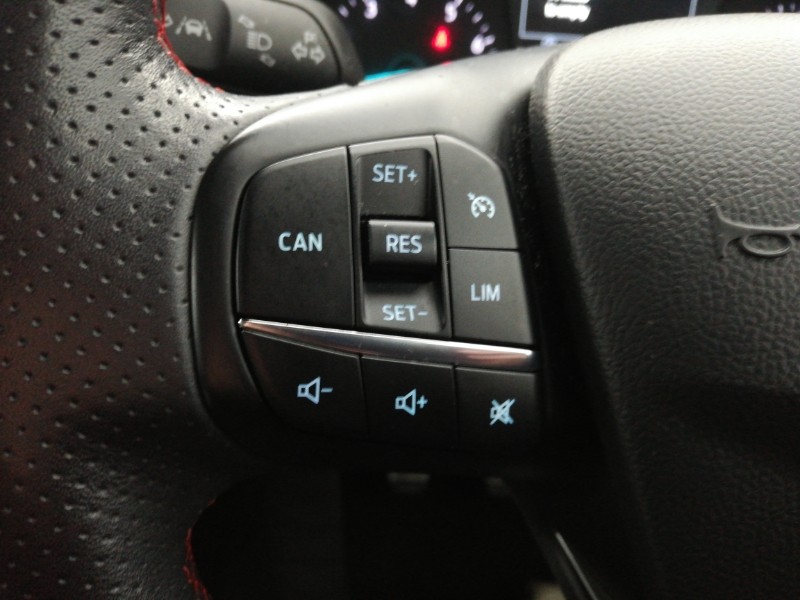 Used Ford Focus 2019 for sale - 76602429: Photo 13