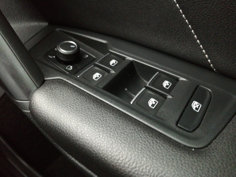 Used Volkswagen Tiguan 2023 for sale - 77252152: Photo 16