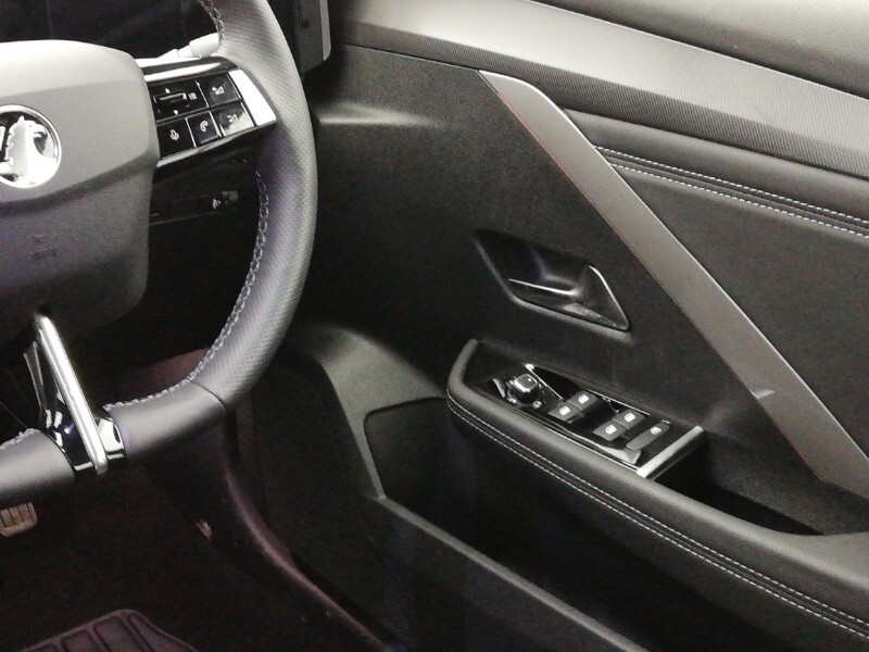 Used Vauxhall Astra 2024 for sale - 76860493: Photo 11