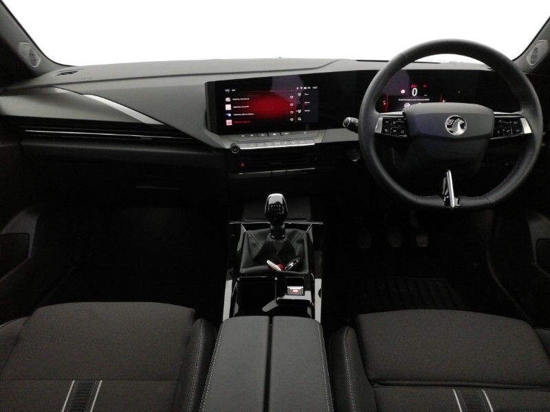 Used Vauxhall Astra 2024 for sale - 76860493: Photo 2