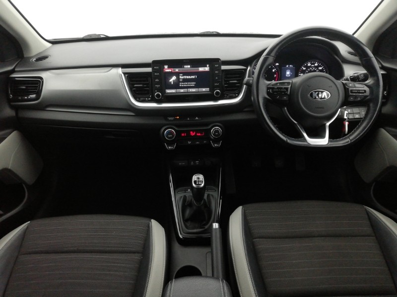 Used Kia Stonic 2019 for sale - 77544500: Photo 2