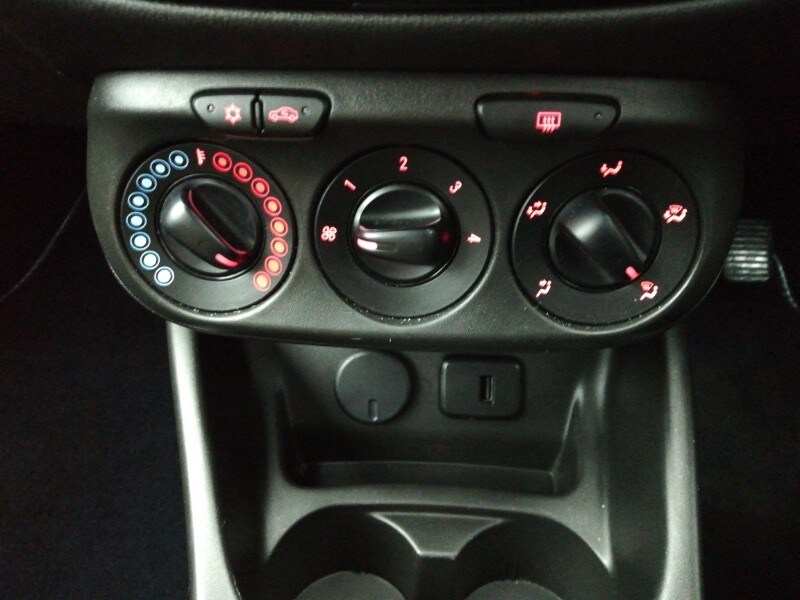 Used Vauxhall Corsa 2018 for sale - 76414618: Photo 13