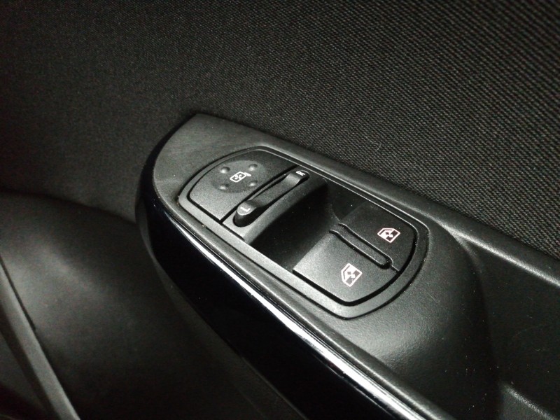 Used Vauxhall Corsa 2018 for sale - 76414618: Photo 16