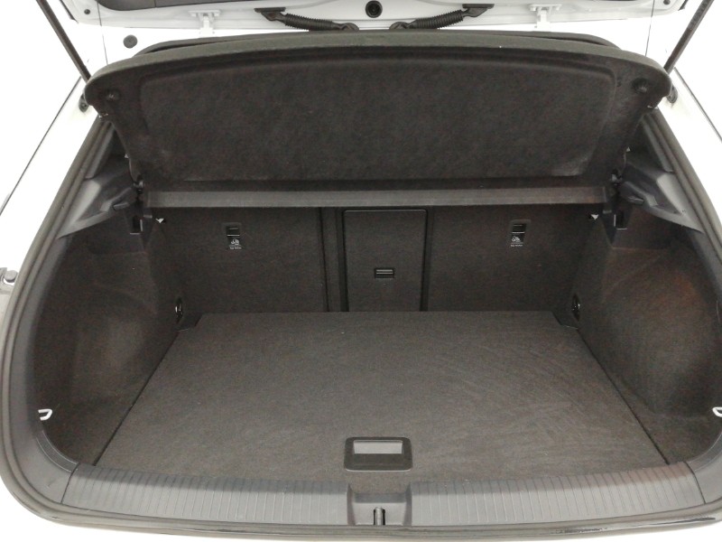 Used Volkswagen T-Roc 2023 for sale - 78099157: Photo 8