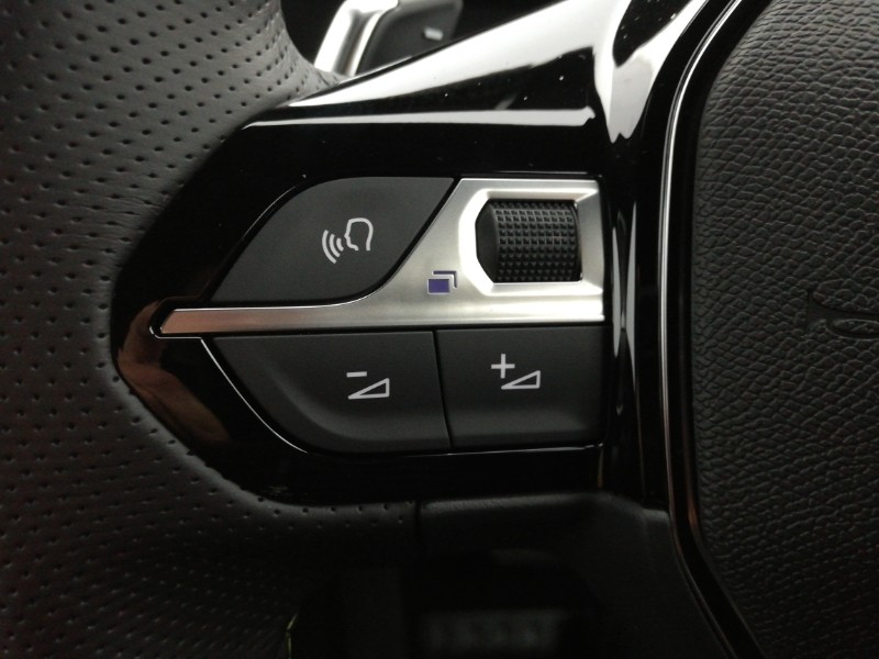 Used Peugeot 2008 2025 for sale - 76195388: Photo 13