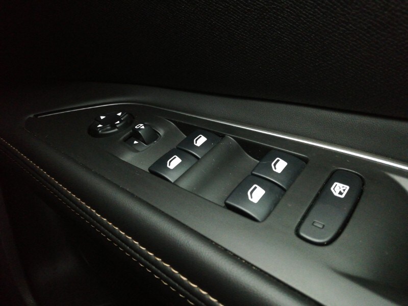 Used Peugeot 5008 2018 for sale - 77731228: Photo 16