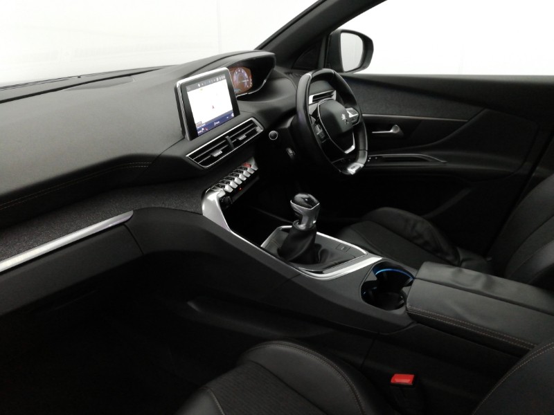 Used Peugeot 5008 2018 for sale - 77731228: Photo 5