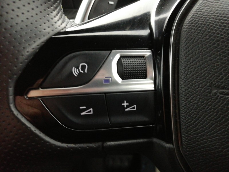 Used Peugeot 2008 2023 for sale - 77939244: Photo 13