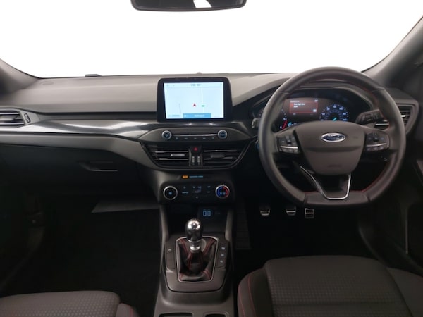 Used Ford Focus 2020 for sale - 76172104: Photo 2