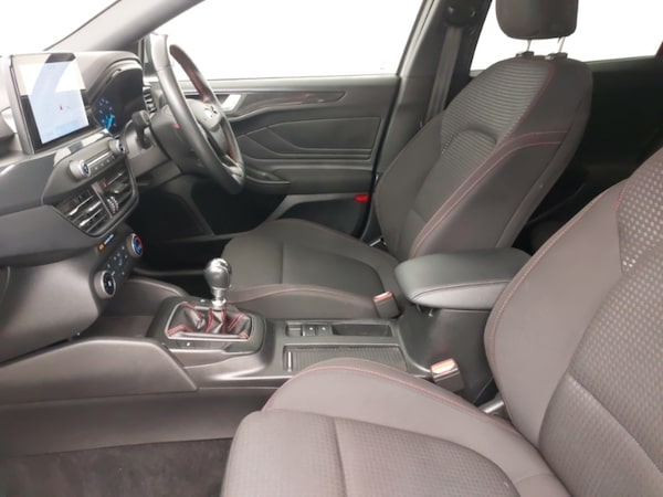 Used Ford Focus 2020 for sale - 76172104: Photo 5