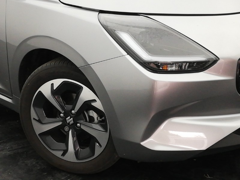 Used Suzuki Swift 2024 for sale - 76964239: Photo 9