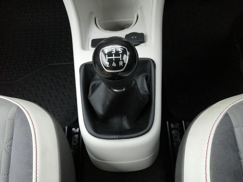 Used Volkswagen up! 2017 for sale - 77873785: Photo 12