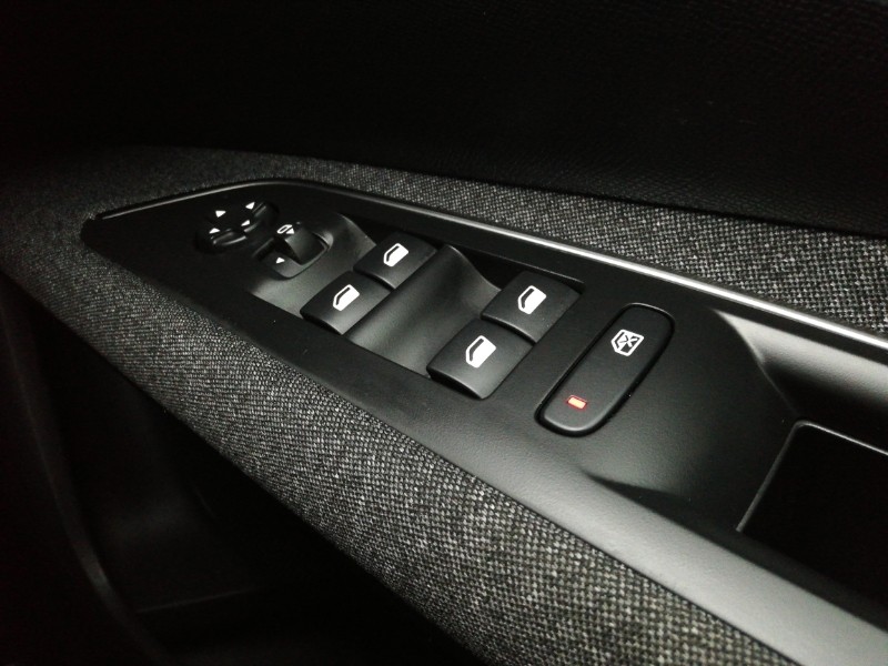 Used Peugeot 3008 2024 for sale - 77569118: Photo 16