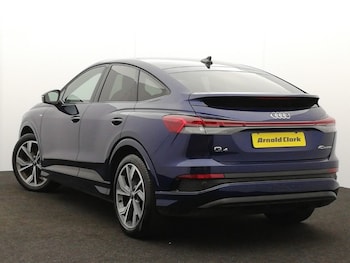 Used Audi Q4 e-tron 2022 for sale - 79006719: Photo