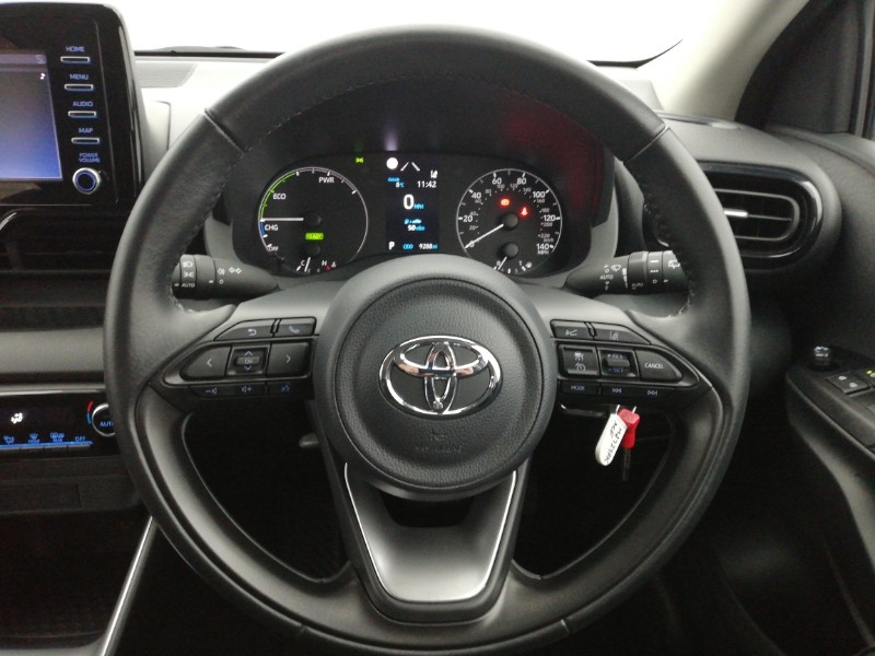 Used Toyota Yaris 2022 for sale - 76383850: Photo 11