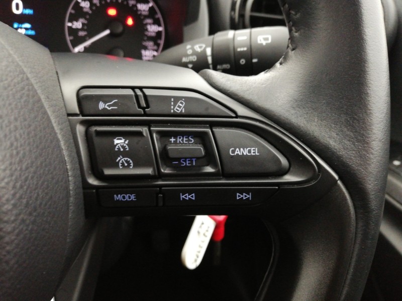 Used Toyota Yaris 2022 for sale - 76383850: Photo 14