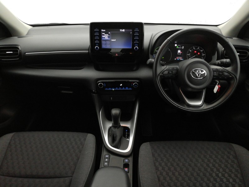 Used Toyota Yaris 2022 for sale - 76383850: Photo 2