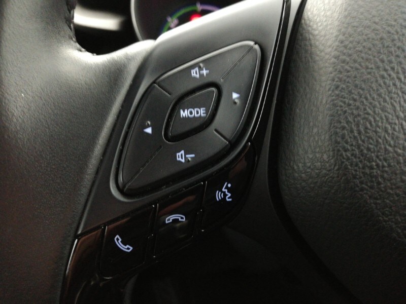 Used Toyota C-HR 2023 for sale - 78079847: Photo 13