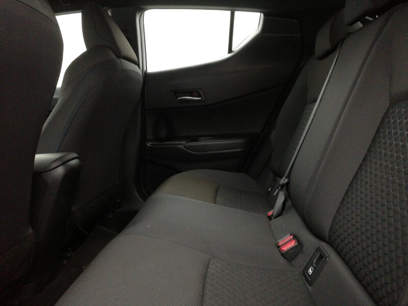 Used Toyota C-HR 2023 for sale - 78079847: Photo 6