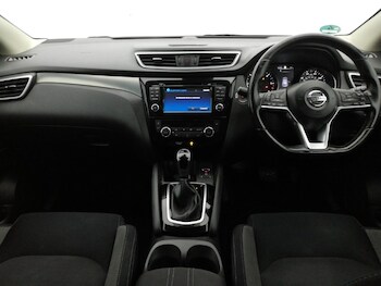Used Nissan Qashqai 2017 for sale - 78877216: Photo