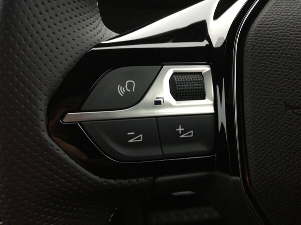 Used Peugeot 2008 2025 for sale - 76213197: Photo 13