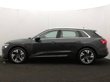 Used Audi Q8 2023 for sale - 79691232: Photo