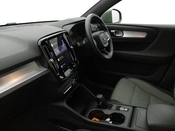Used Volvo XC40 2024 for sale - 76195328: Photo 5
