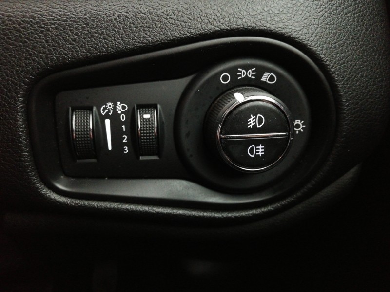 Used Jeep Renegade 2019 for sale - 77380085: Photo 16