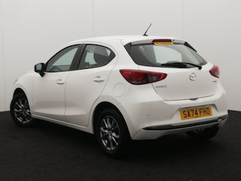 Used Mazda Mazda2 2024 for sale - 76160353: Photo 3