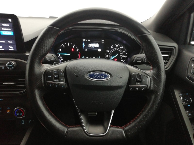 Used Ford Focus 2019 for sale - 76683664: Photo 11