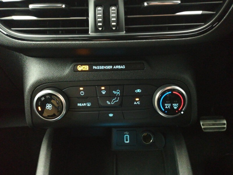 Used Ford Focus 2019 for sale - 76683664: Photo 13