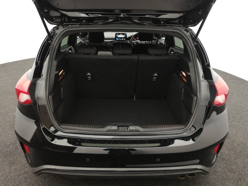 Used Ford Focus 2019 for sale - 76683664: Photo 8