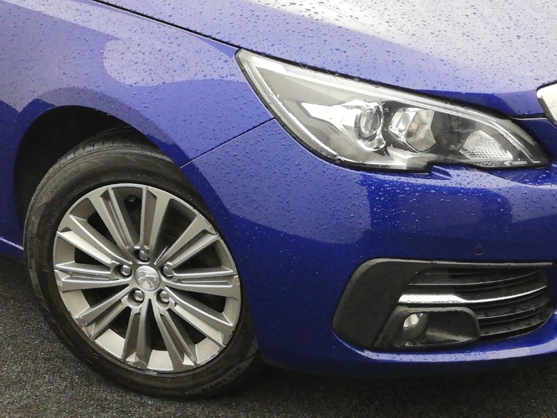 Used Peugeot 308 2017 for sale - 76707830: Photo 9