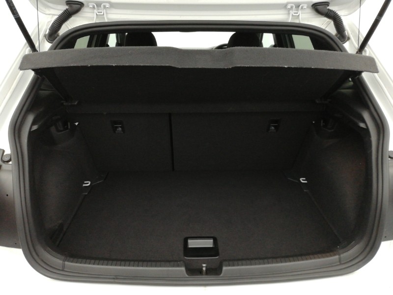 Used Volkswagen Polo 2023 for sale - 78113081: Photo 8