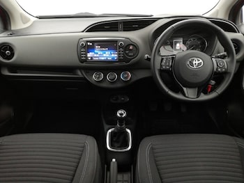 Used Toyota Yaris 2019 for sale - 78538832: Photo