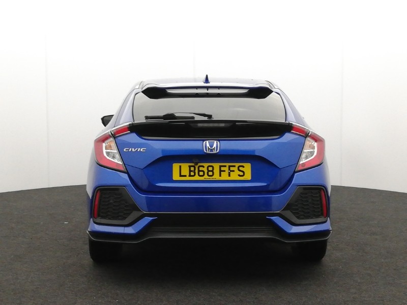 Used Honda Civic 2018 for sale - 76970365: Photo 18