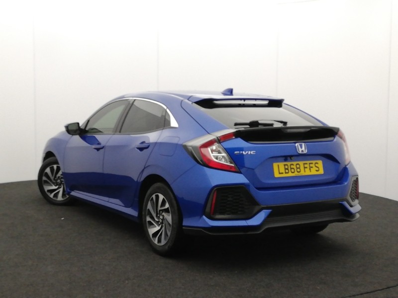 Used Honda Civic 2018 for sale - 76970365: Photo 3