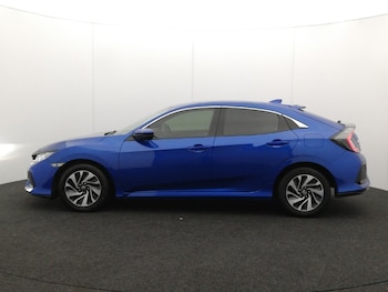 Used Honda Civic 2018 for sale - 76970365: Photo