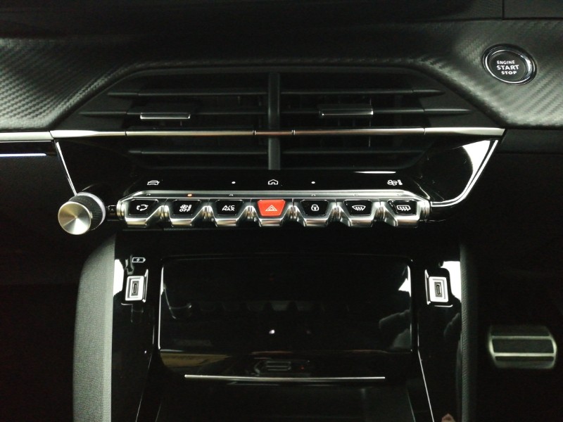 Used Peugeot 2008 2024 for sale - 76834203: Photo 17